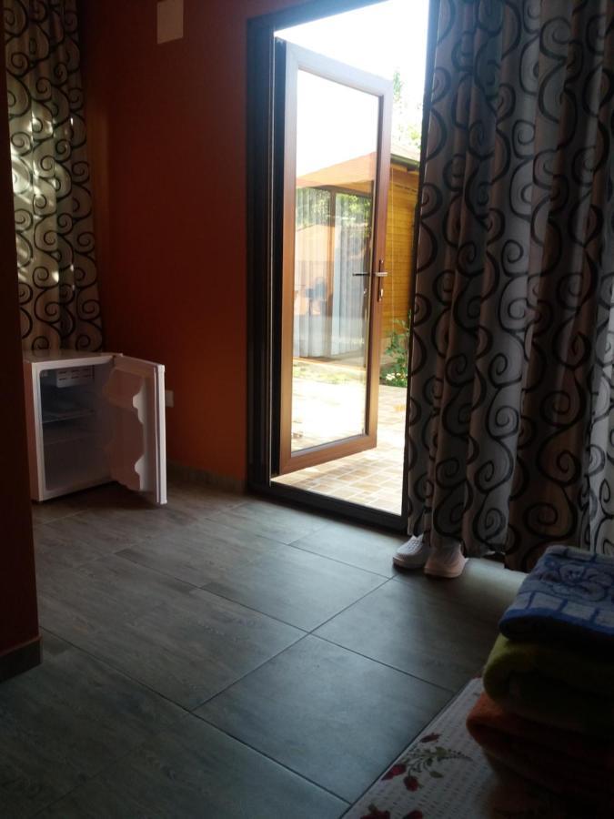 La Botezatu Villa Tuzla Exteriör bild